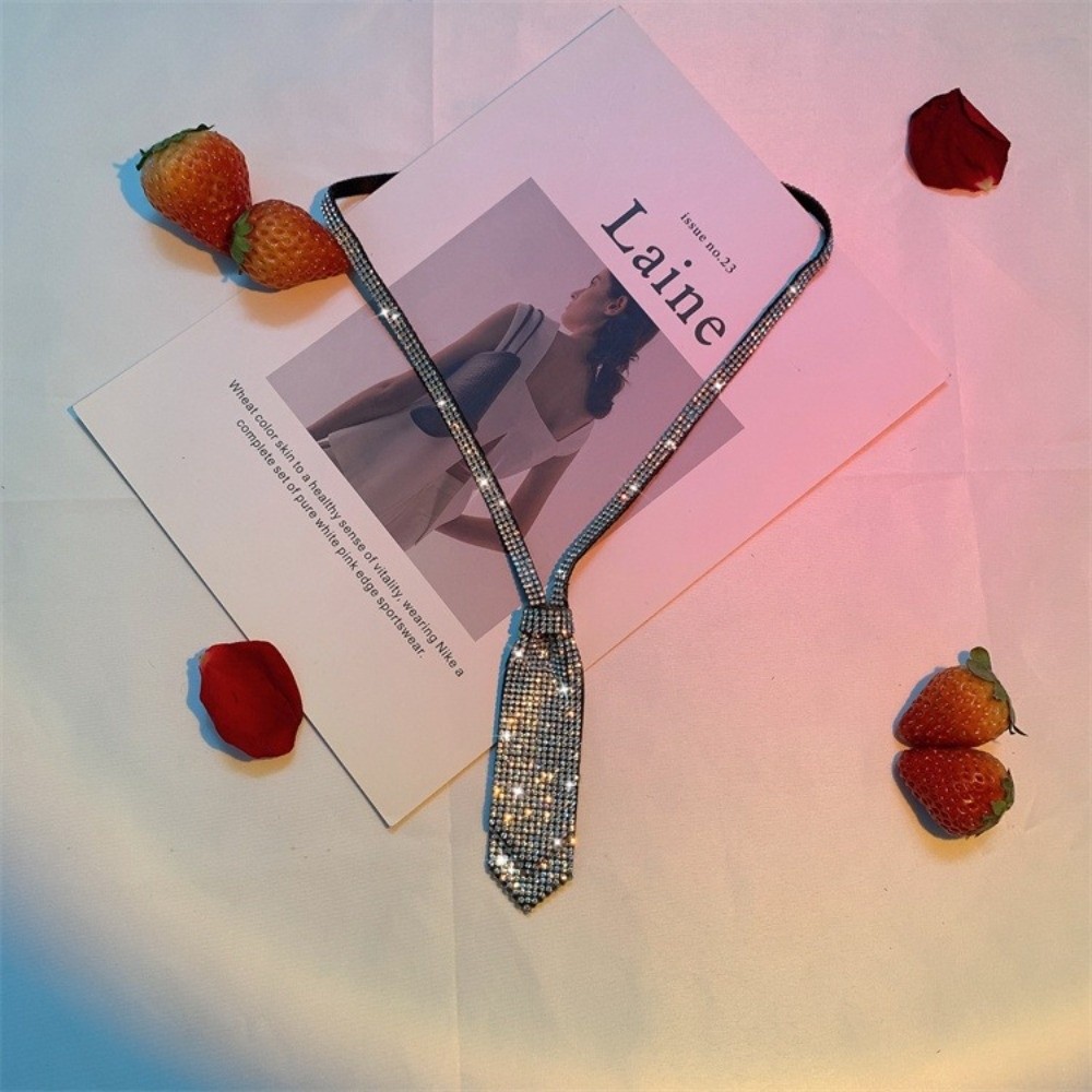 Bow Tie Pre Tied - 반짝이는 라인스톤 이중 레이어 넥타이, 미리