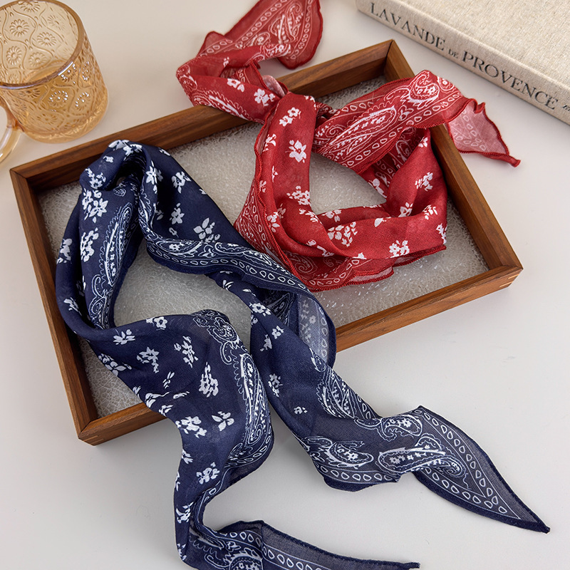 Ascot Neck Scarf - 빈티지 레드 다이아몬드 실크 스카프 여성