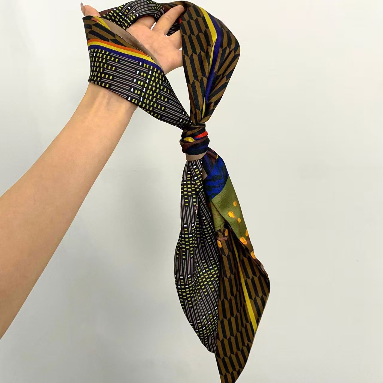 럭셔리 프린트 롱 헤어 리본 베벨 실크 스카프 여성 넥 - Silk Neck Scarf 리뷰 및 가격
