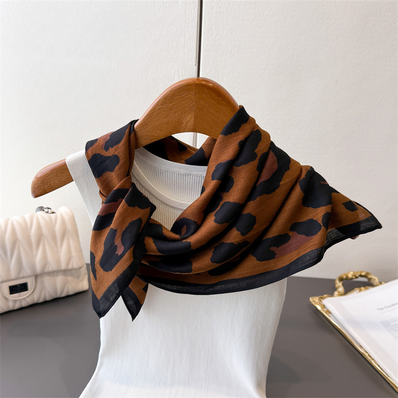 레오파드 프린트 봄-여름 70% 인조 실크 프리미엄 스 - Scarf Silk Square 리뷰 및 가격