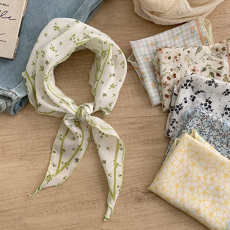여성을위한 경량 예술적 작은 꽃무늬 삼각형 스카프 여름 - Ascot Neck Scarf 리뷰 및 가격