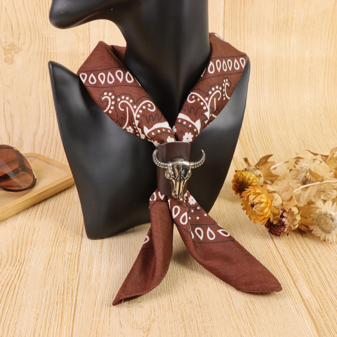 예술적인 면 스퀘어 스카프 미국 스트리트 스타일 작업복 - Ascot Neck Scarf 리뷰 및 가격